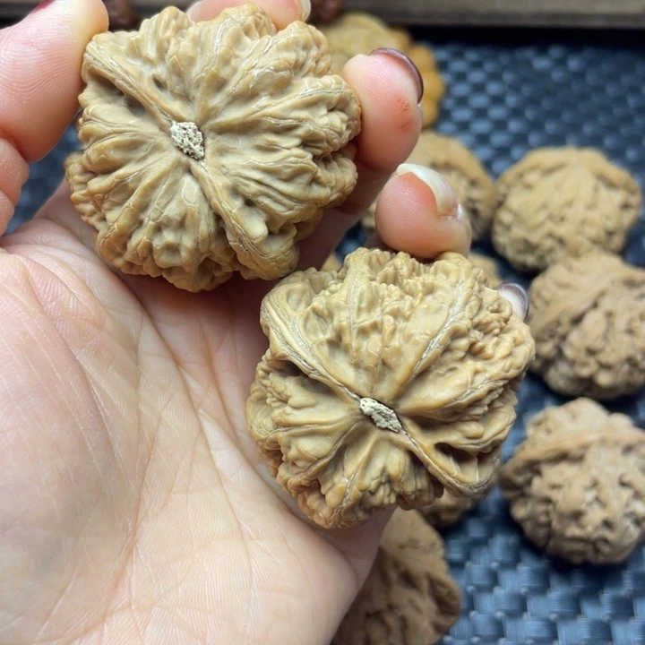 别***！文玩核桃吊坠粗筋