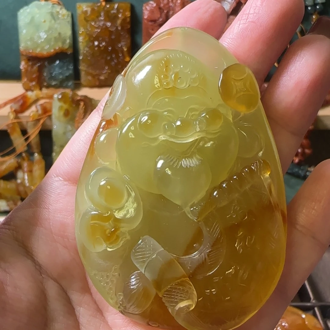 蛇纹石玉颈饰合金鑫**园