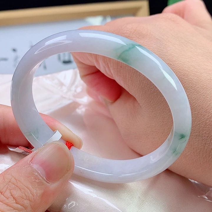 翡翠未镶嵌手镯贵妃24