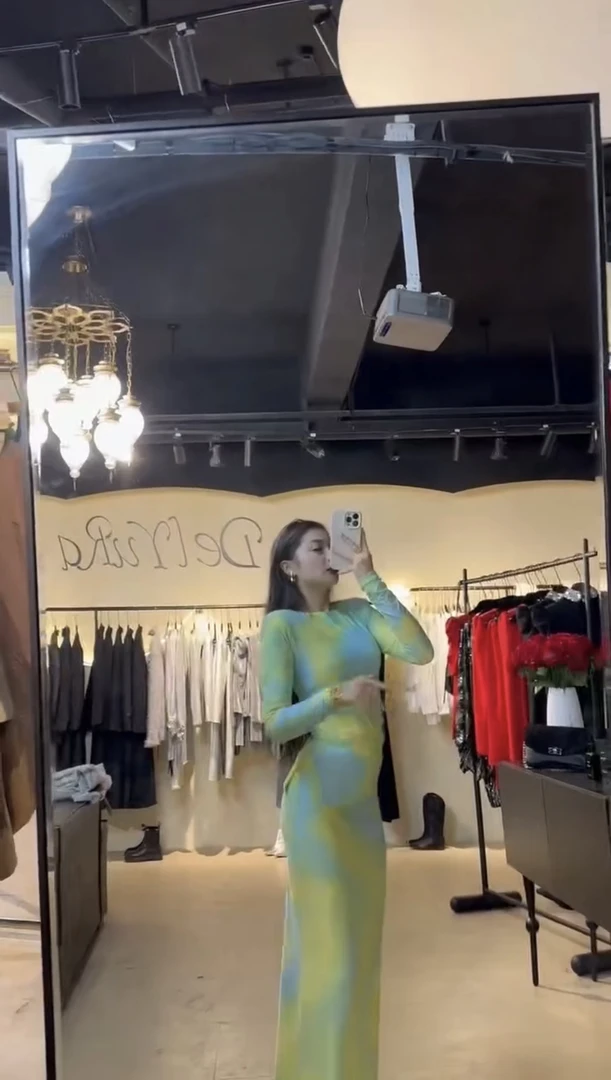 2025年Delyura牌子新款女士两件套气质显瘦时尚网红修身