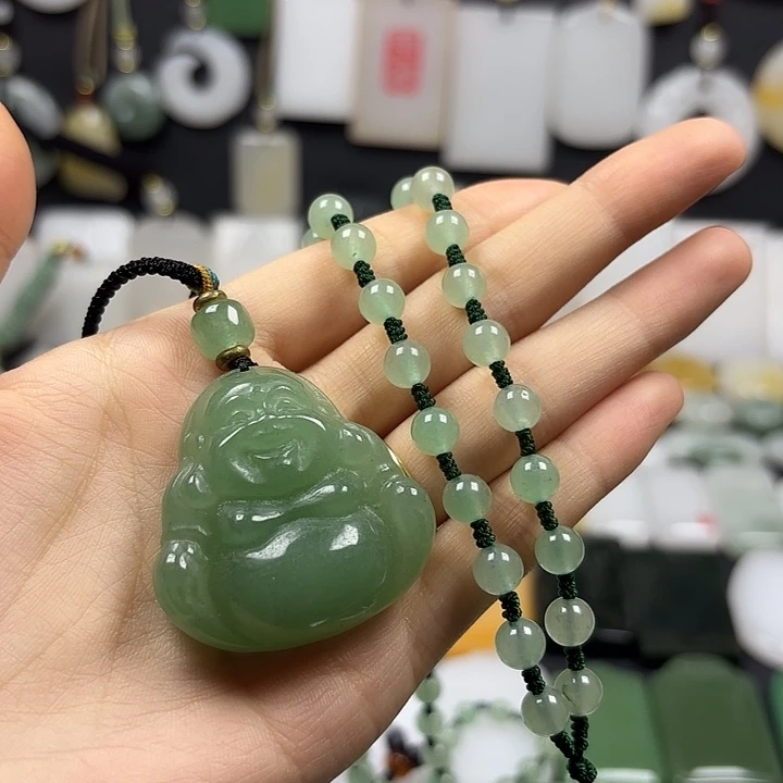 用***7颈饰未镶嵌石英质玉