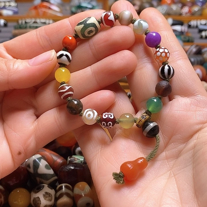 南***神未镶嵌颈饰玛瑙/玉髓