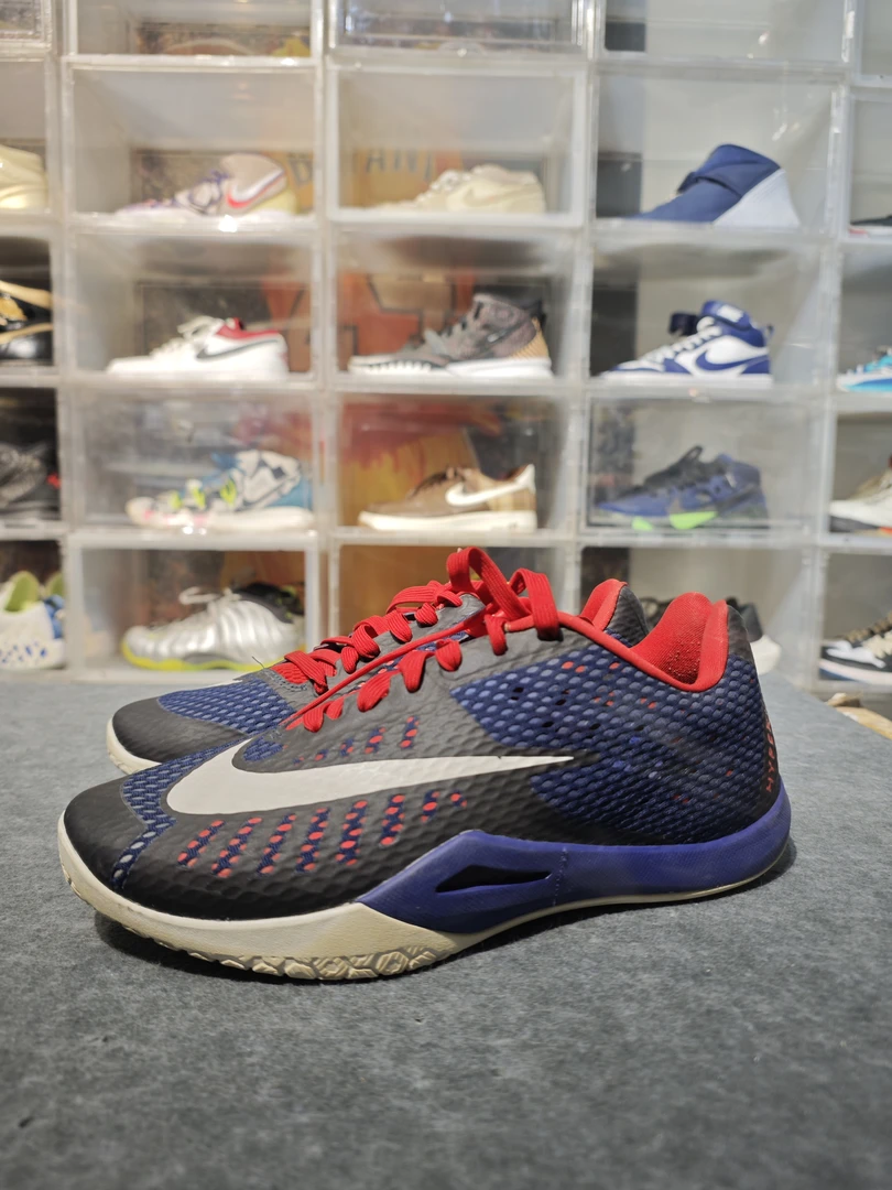 A42.5码Nike Hyperlive EP 圆头 系带 减震防滑 低帮 篮球鞋 男款