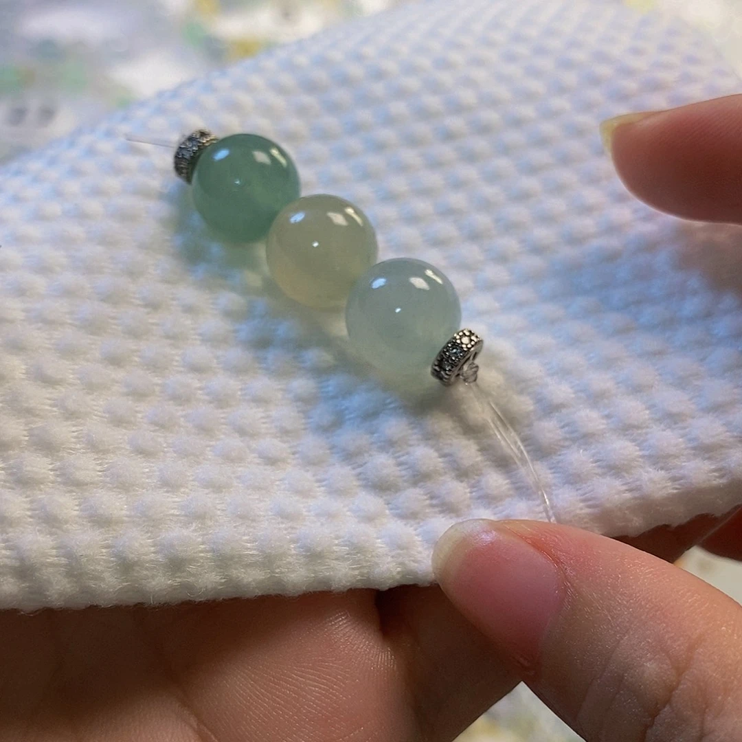 定制翡翠未镶嵌翡翠.
