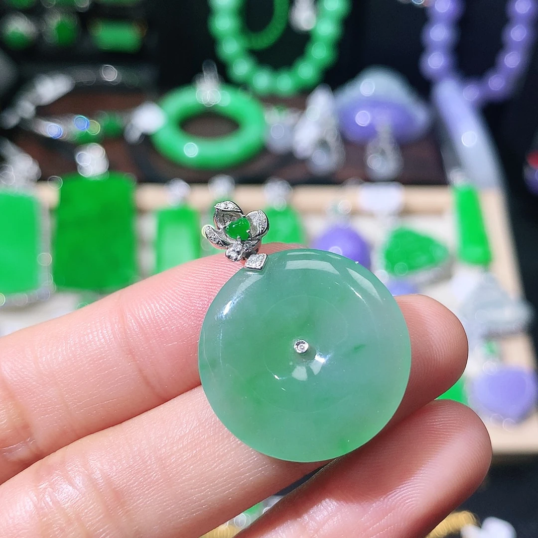 翡翠18K金镶嵌吊坠(不含链)