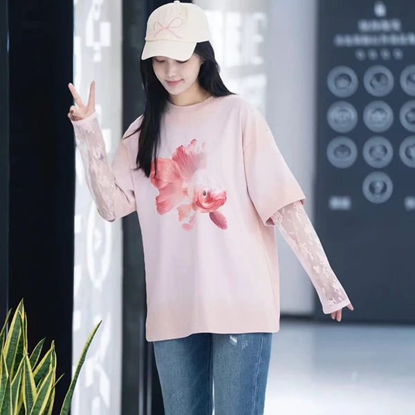 【粉金鱼】2025春季新款时尚百搭宽松卡通印花假两件T恤女.