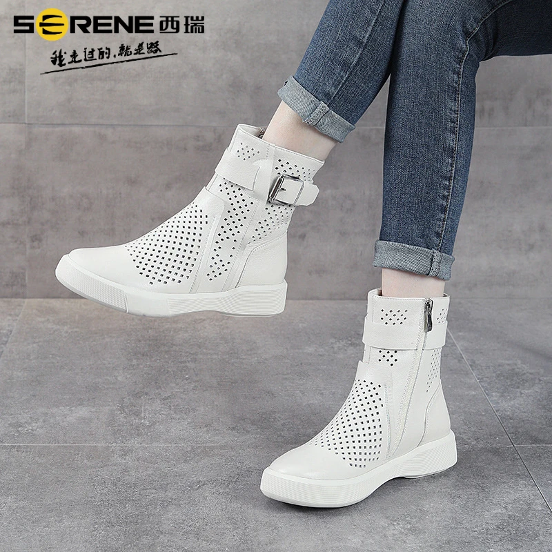 西瑞百搭时尚英伦风网红女鞋冬季厚底马丁靴新款复古低软底