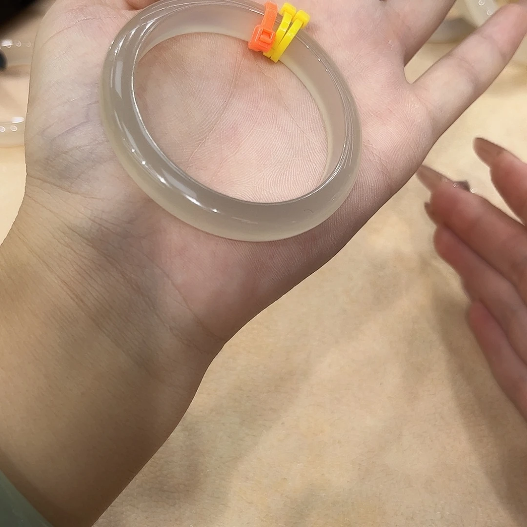 1***&玛瑙/玉髓未镶嵌手镯不退不换