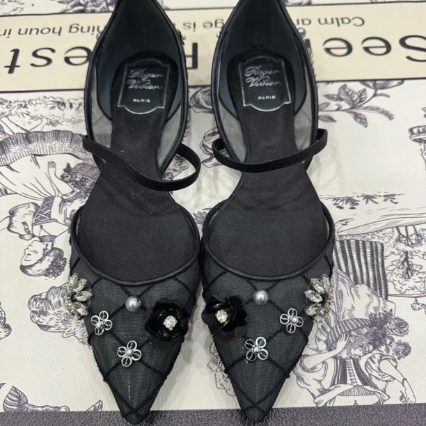 95新 Roger Vivier/罗杰·维威耶 蕾丝缎面镶钻高跟/36.5/YSC0125