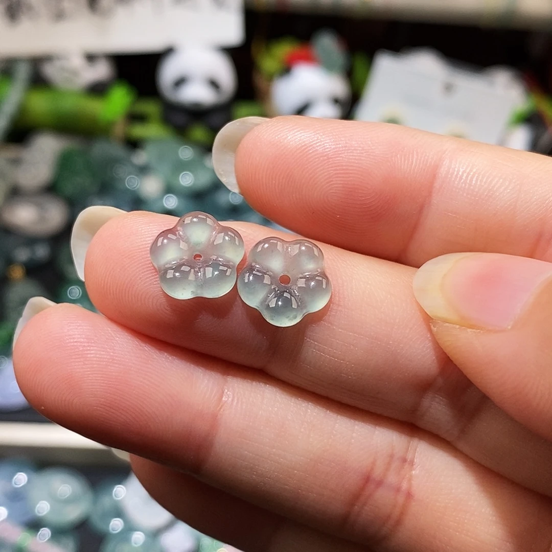 翡翠未镶嵌颈饰大花福利一对