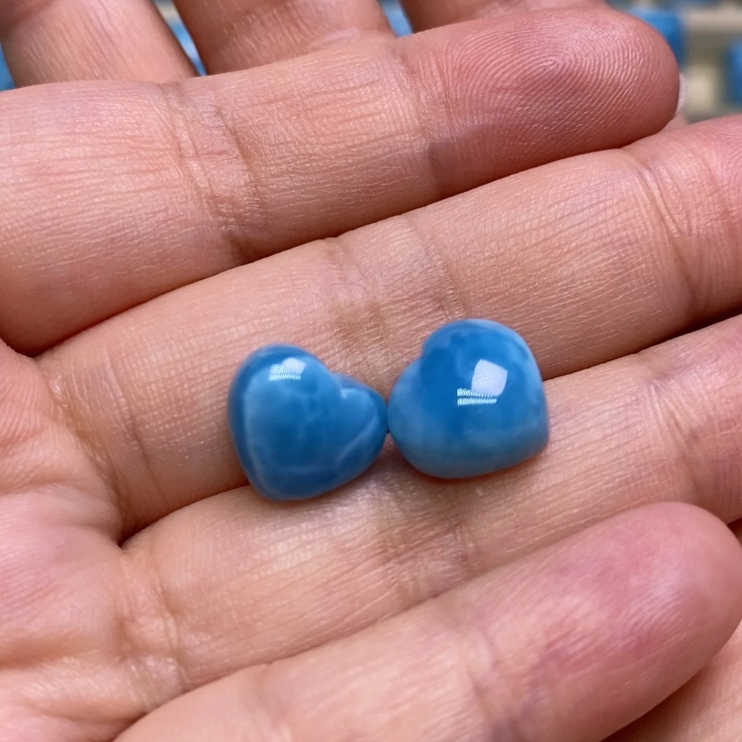 旃***)未镶嵌针钠钙石（海纹石）颈饰