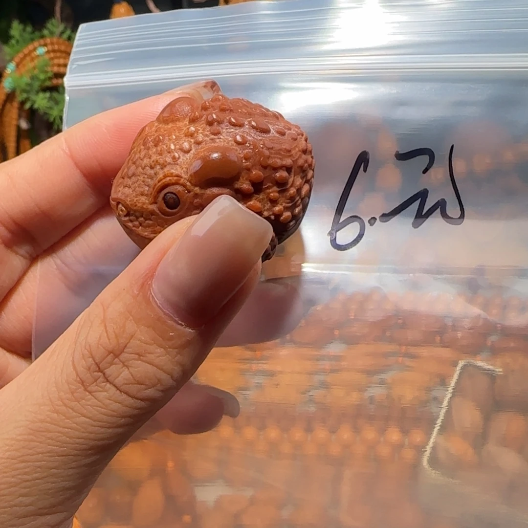 奥***光手串/手链橄榄核福利待遇