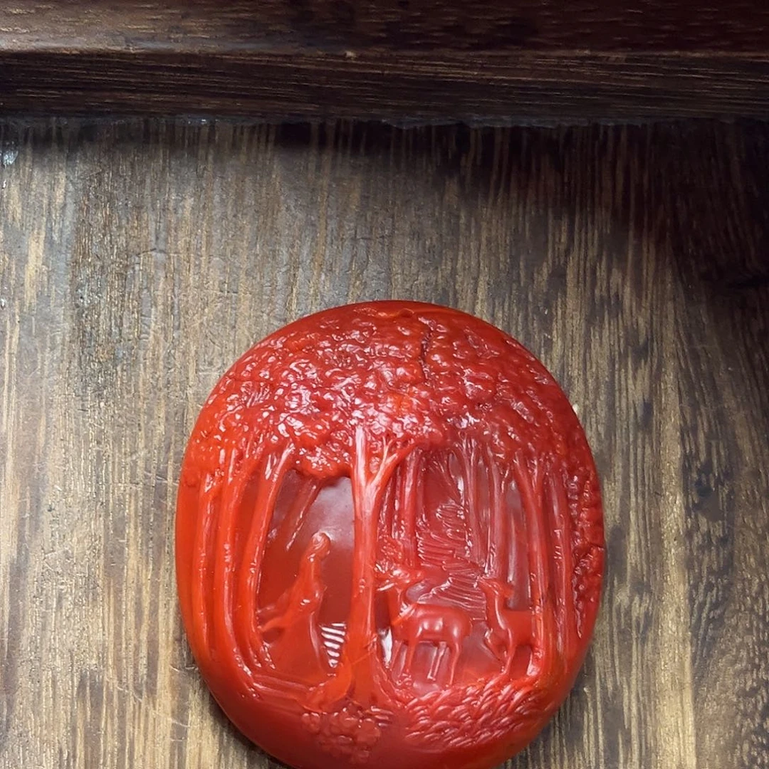 王***斌颈饰未镶嵌南红玛瑙