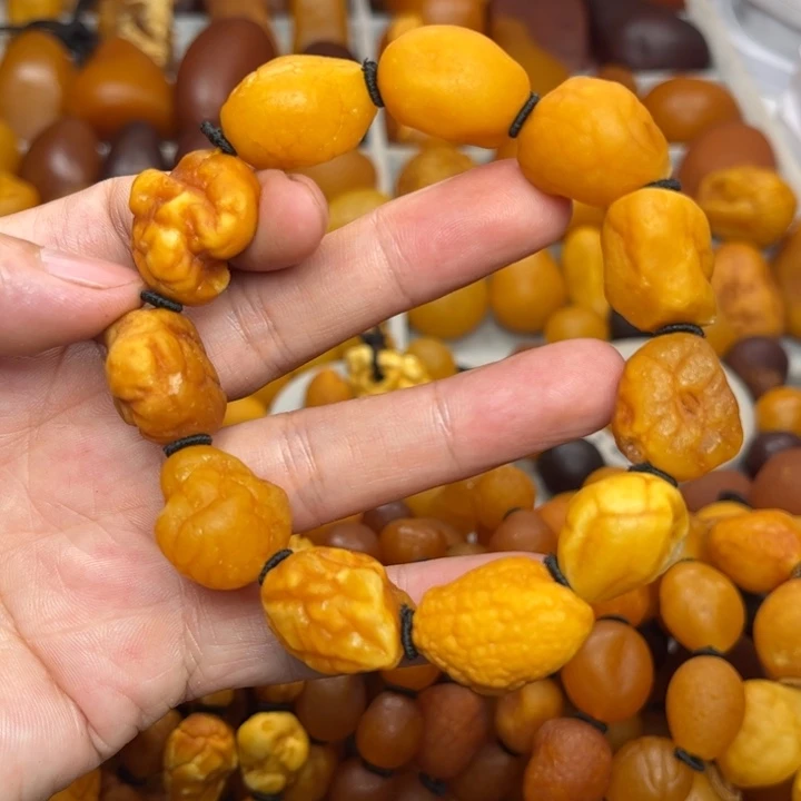 琥珀未镶嵌裸石天然蜜蜡手串