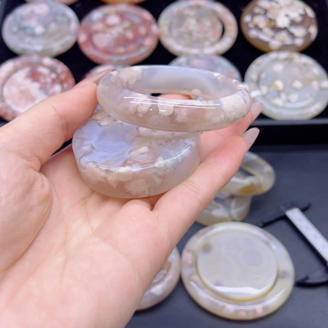 玛瑙/玉髓手镯未镶嵌53