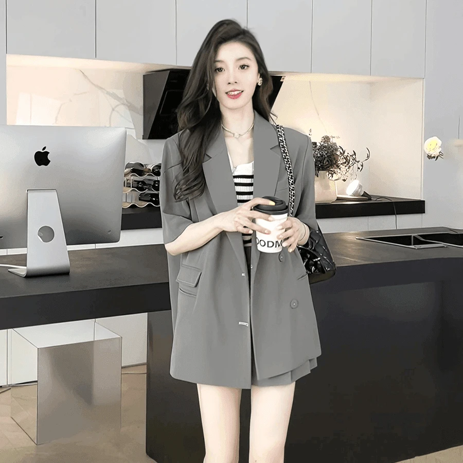 2025大码女装薄款时尚短袖西装短裤两件套新款夏季胖妹妹遮肉套装