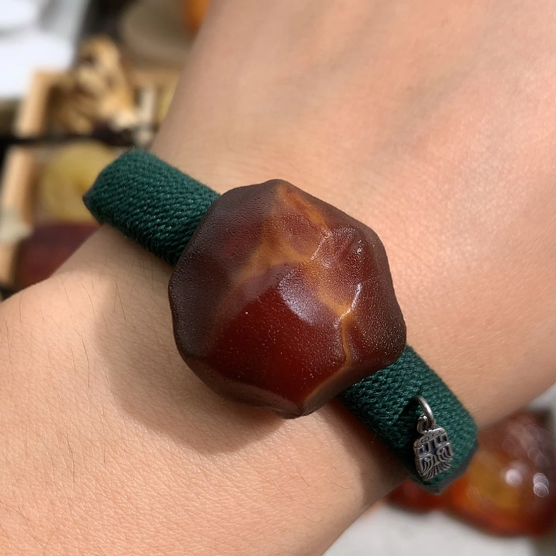 蜜蜡裸石未镶嵌你