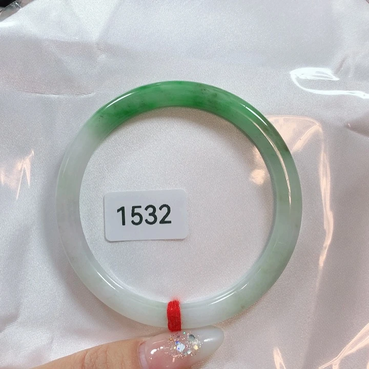 翡翠手镯未镶嵌天然翡翠手镯58