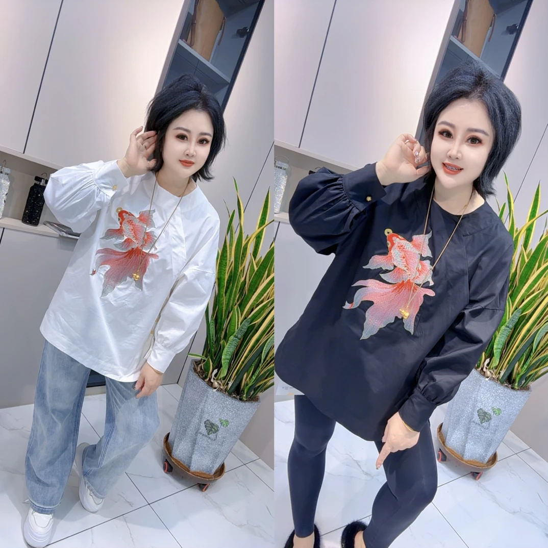 【娟姐精选】90031重工前后彩色刺绣大鲤鱼斜襟减龄百搭时尚衬衫