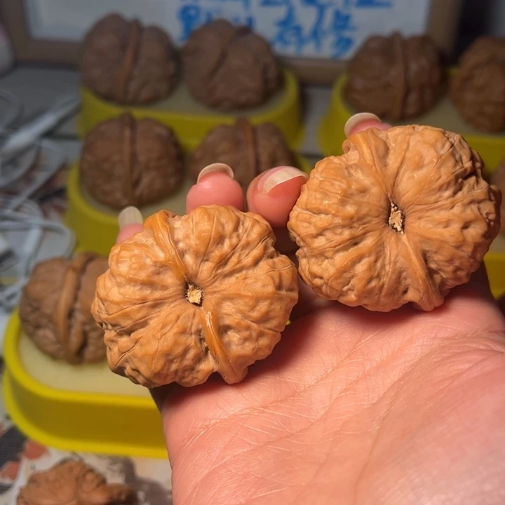 核桃?**?蛙蛙40。。。。。。