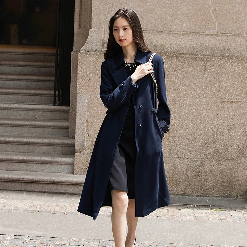 Koradior珂莱蒂尔商场同款2025秋新款经典复合纱四面弹风衣外套女
