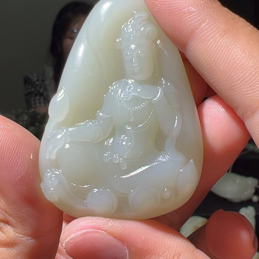 和田玉（糖玉）未镶嵌颈饰