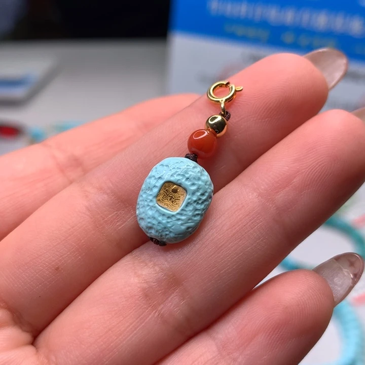 绿松石配饰未镶嵌