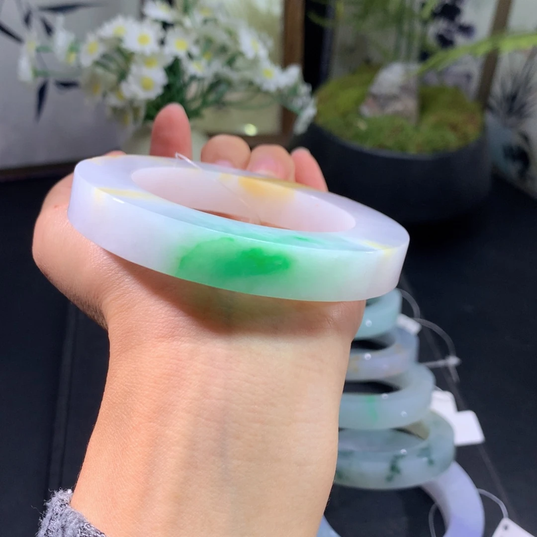 木***海定制翡翠未镶嵌翡翠手镯