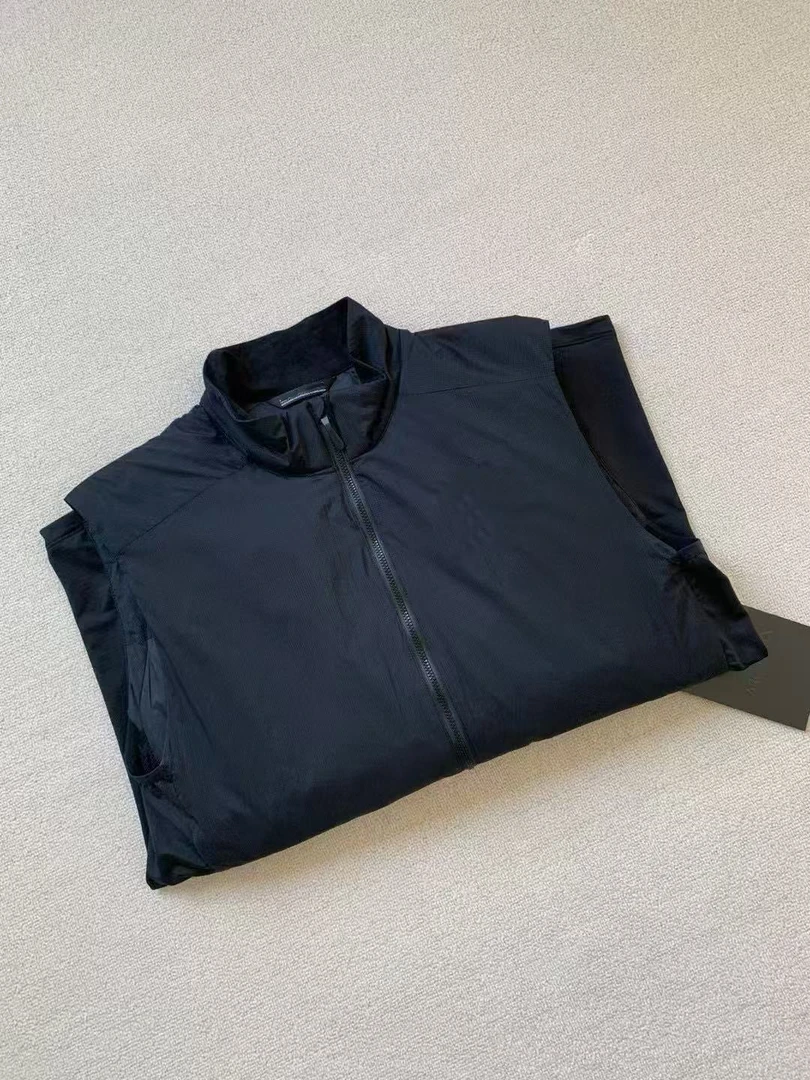 黑色N纯色秋季薄款保暖防风马甲