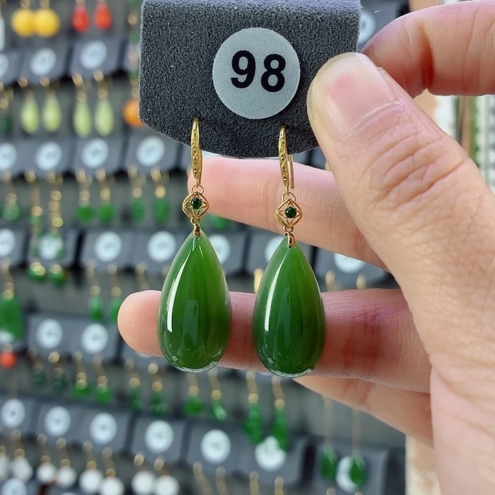 和田玉18K金镶嵌耳饰