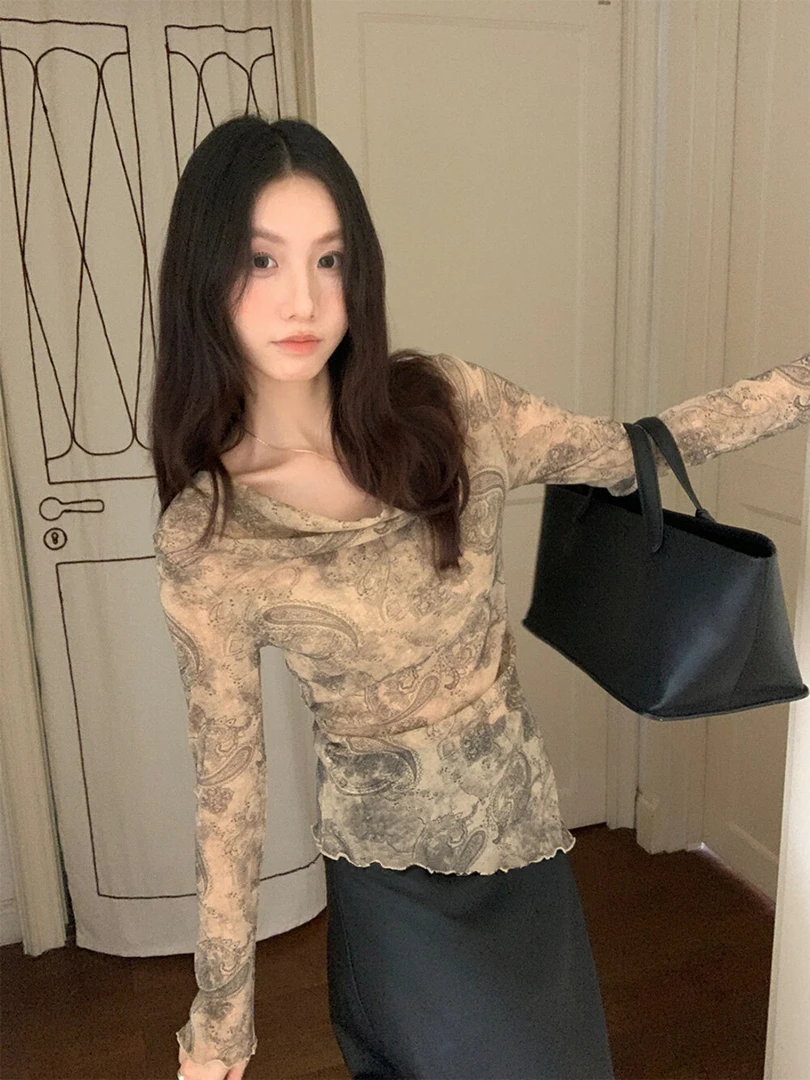 2025秋季气质高级感腰果花荡领不规则下摆设计长袖上衣网纱小衫
