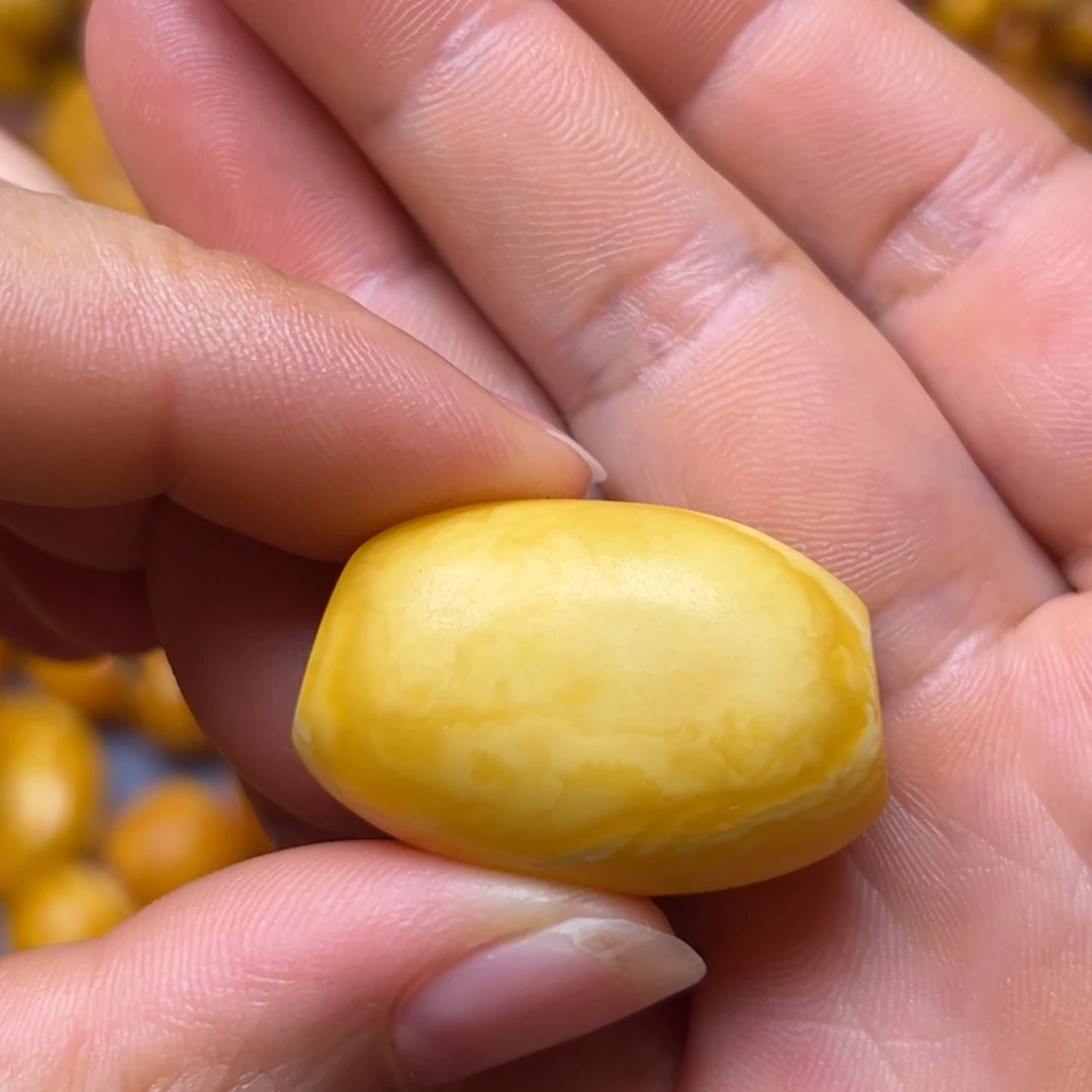 琥珀未镶嵌吊坠(不含链)