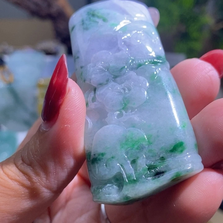 【闪购商品】翡翠未镶嵌颈饰节