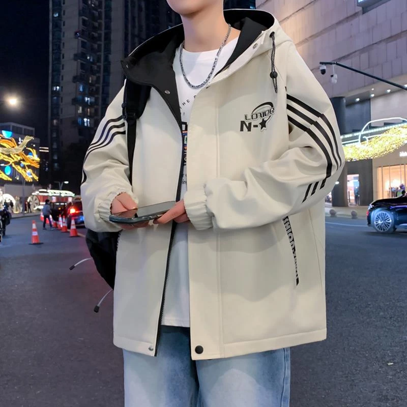 2025新款春秋季外套男孩13初高中学生夹克15岁青少年酷帅大童上衣