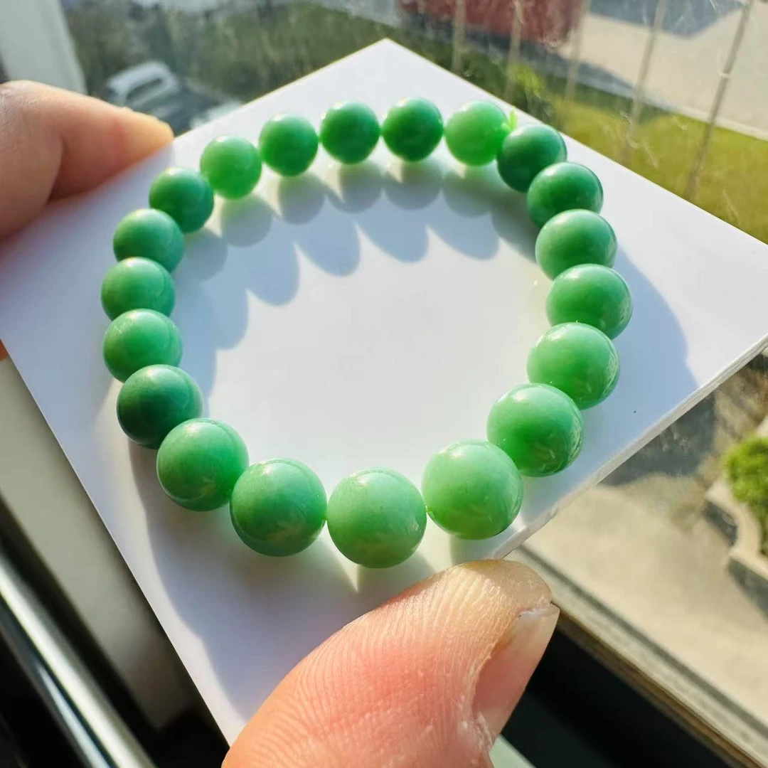 5-5缅A翡翠自然光卡9.0mm满绿2颗多样性发货