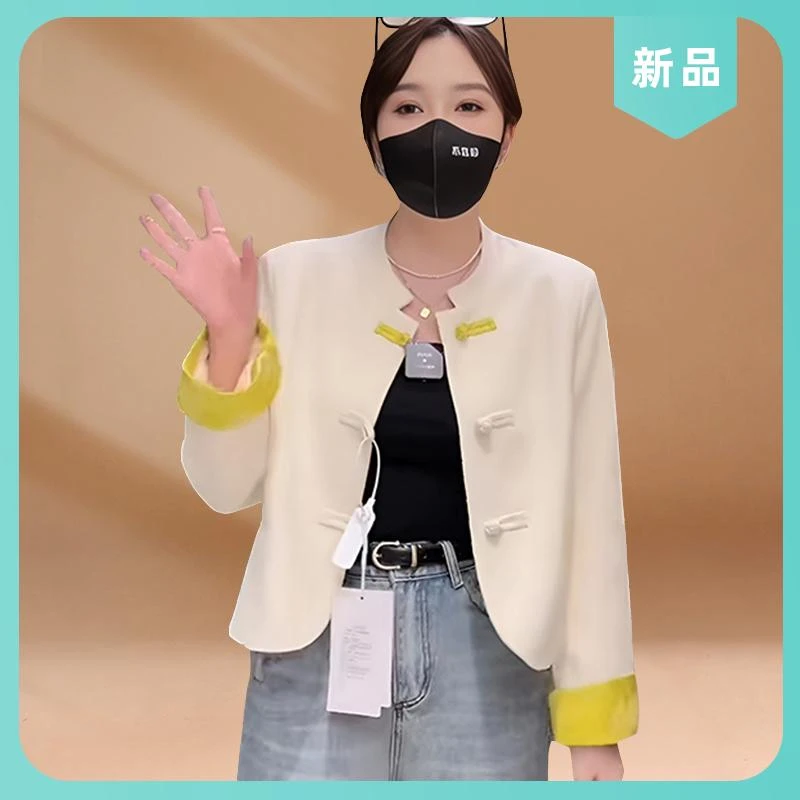 2025年春秋国风盘扣立领短款显瘦短外套女新款设计感小众大码外套