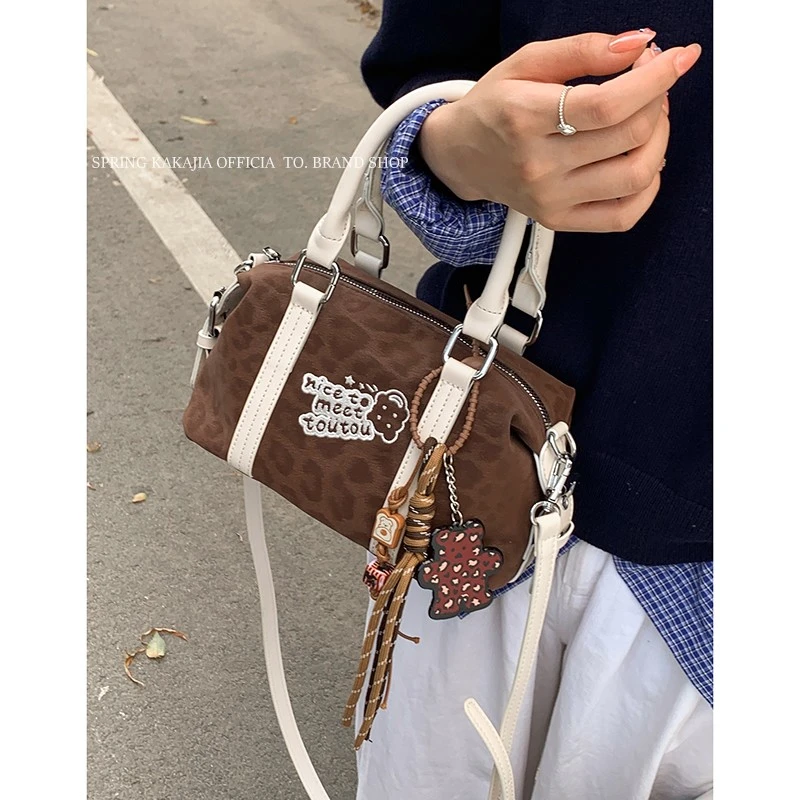 可爱手提包包女款爆款2025新款秋冬复古时尚枕头包韩系通勤斜挎包