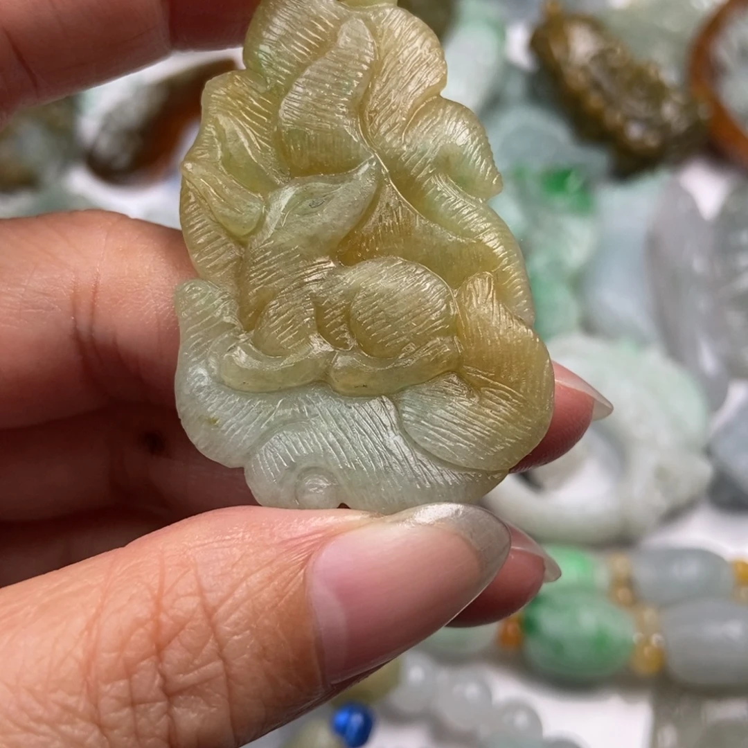 定制翡翠未镶嵌翡翠