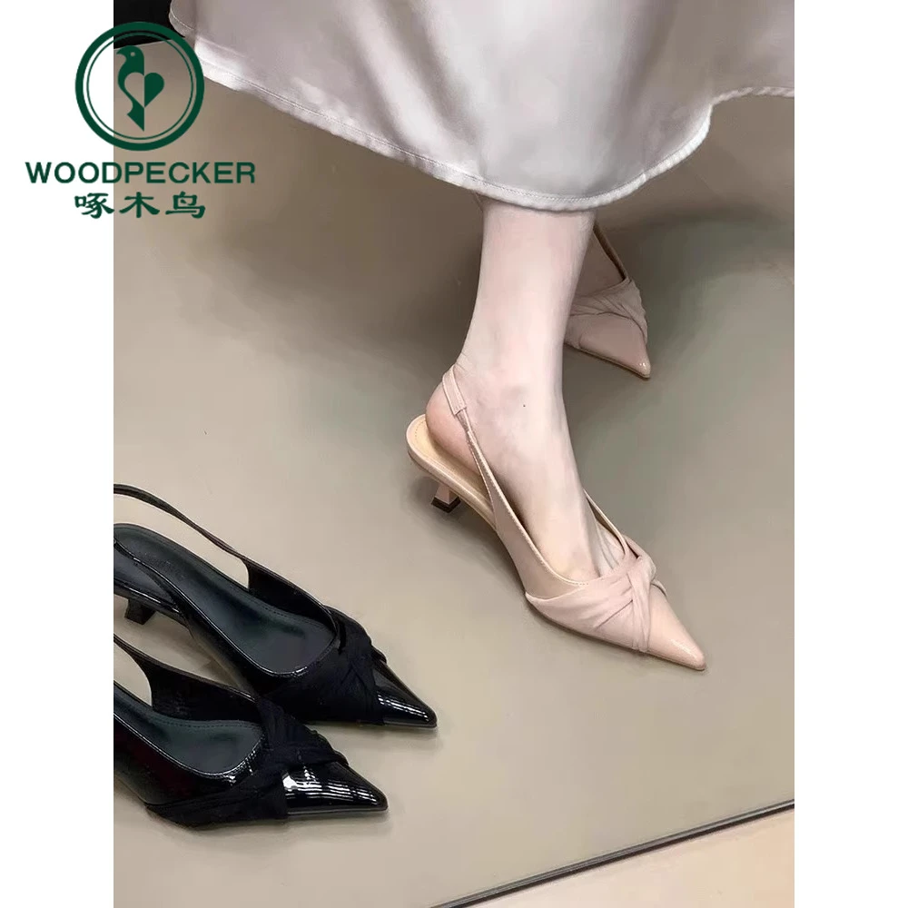 啄木鸟尖头气质漆皮后空单鞋2025年法式包头浅口后绑带细跟凉鞋女