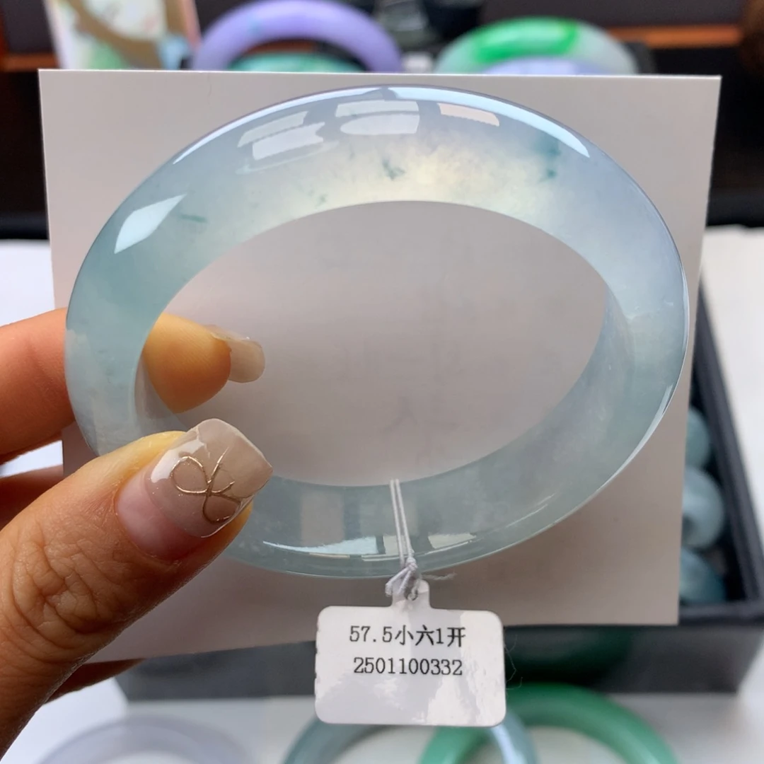 翡翠手镯未镶嵌57-58天空蓝正圈