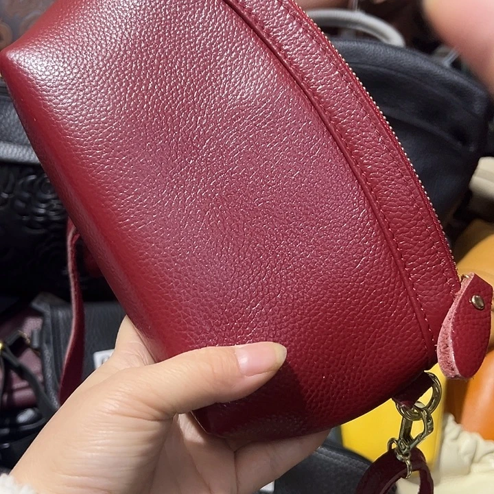 头层牛皮头层牛皮手机包红