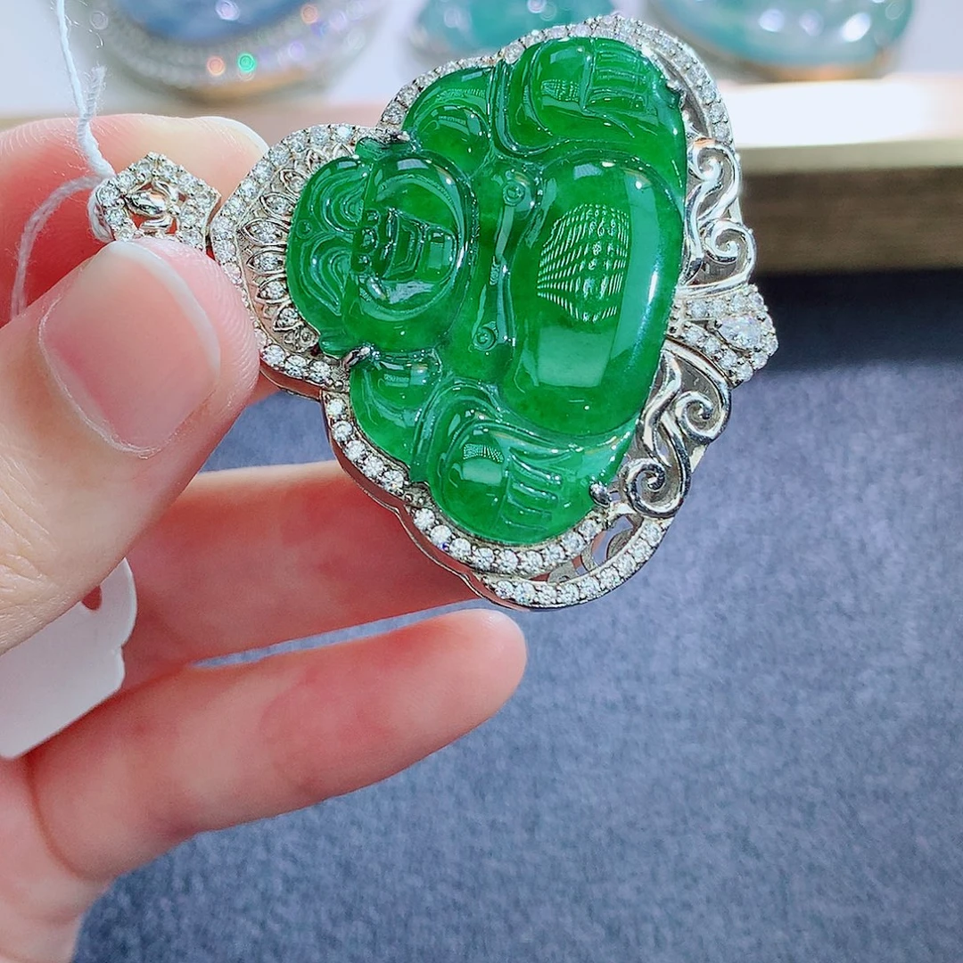 翡翠银S925镶嵌颈饰翡翠