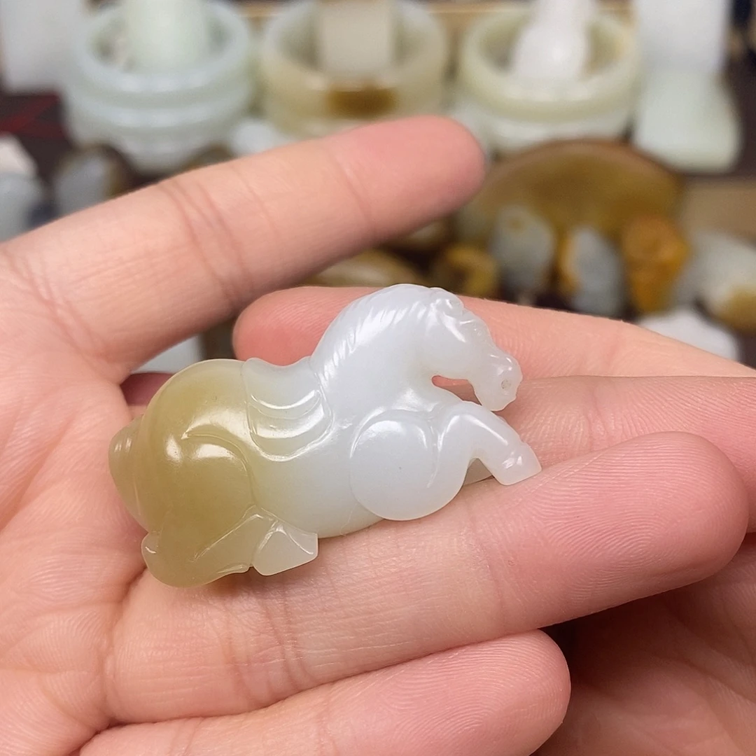 和田玉未镶嵌颈饰25