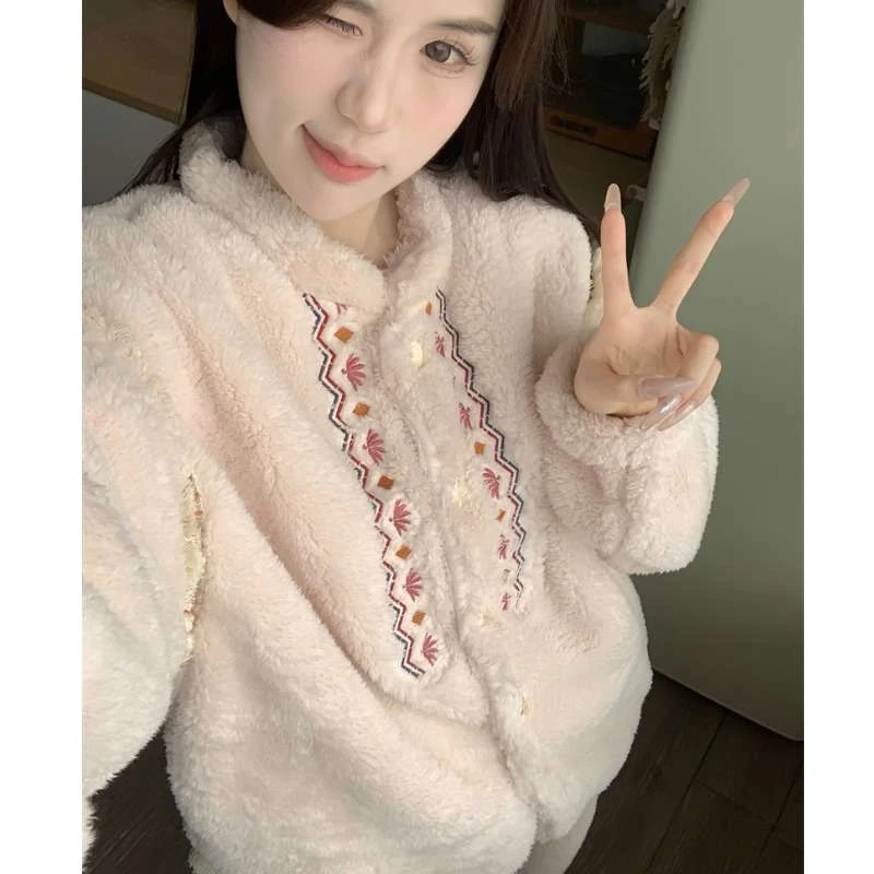 珊瑚绒睡衣女冬季加厚加绒保暖韩版立领青少年冬季成人连体睡衣