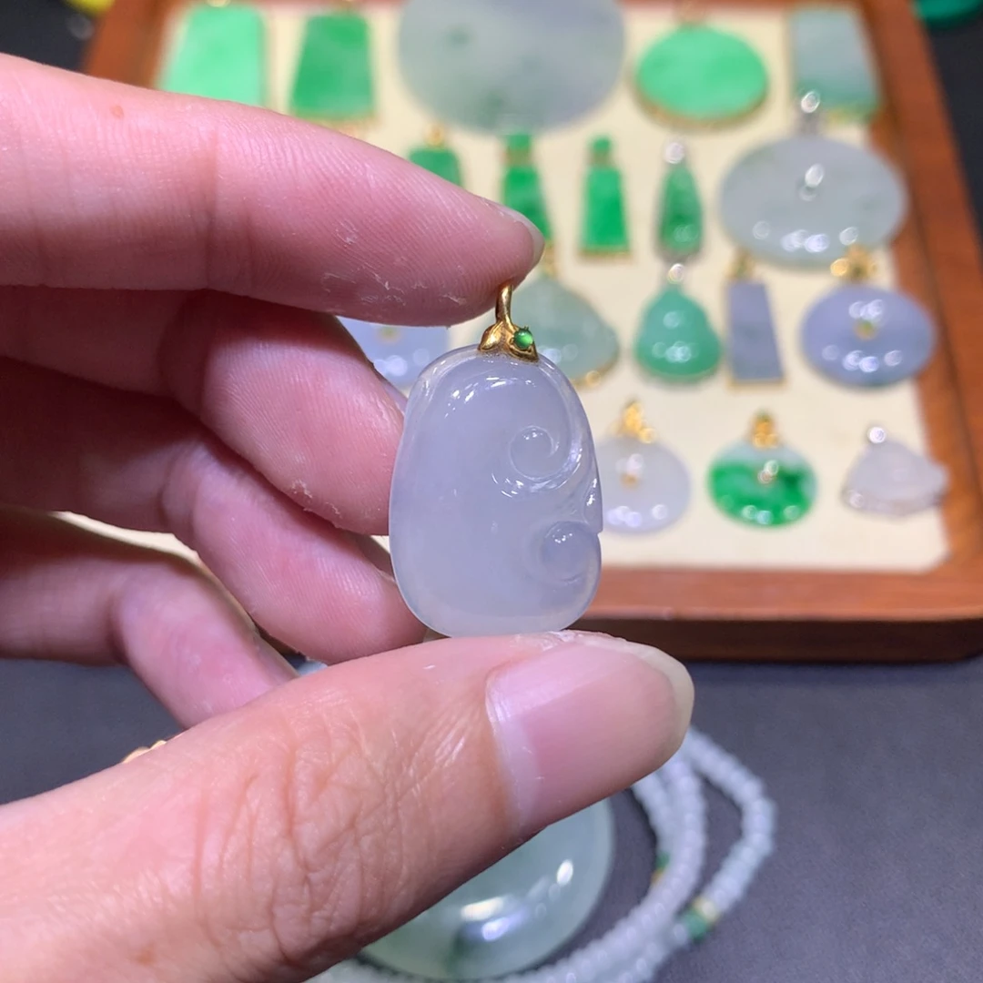 翡翠18K金镶嵌吊坠(不含链)