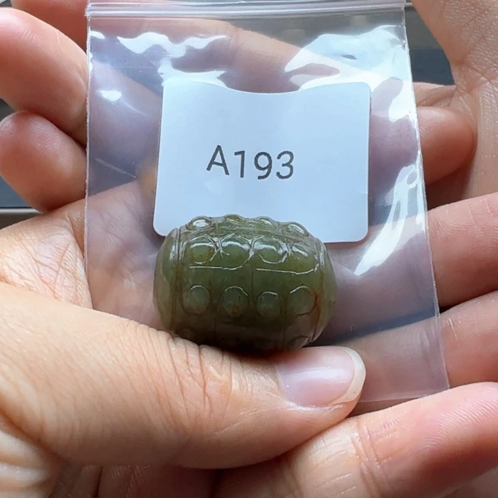 和田玉（糖玉）未镶嵌珠宝半成品