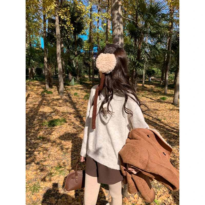 SHAOER【双色团子】冬季软糯撞色蝴蝶刺绣针织毛衣女S725Z20567