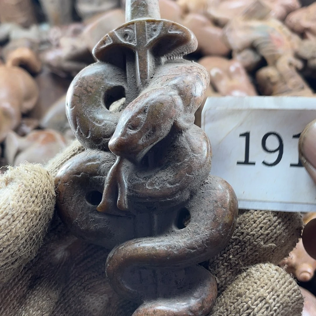 和田玉（糖玉）未镶嵌挂件