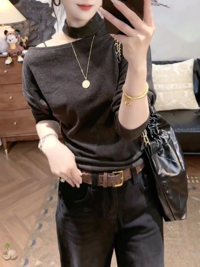 2025年秋季新款女装新款设计感小众别致百搭高级感显瘦上衣初秋款