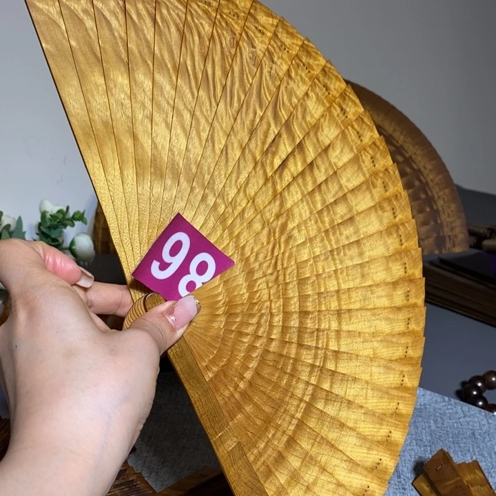 金丝楠稳****福金丝楠木扇子